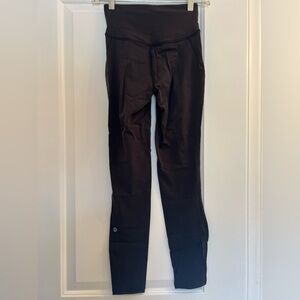 Lululemon Basepace black size 2
